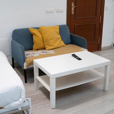 Estupendo Estudio Al Lado De Plaza La Merced Málaga Buitenkant foto