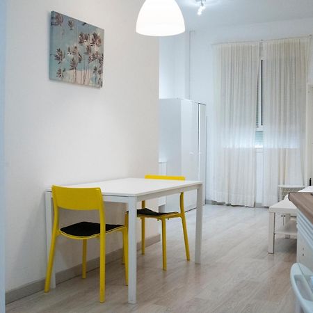 Estupendo Estudio Al Lado De Plaza La Merced Málaga Buitenkant foto