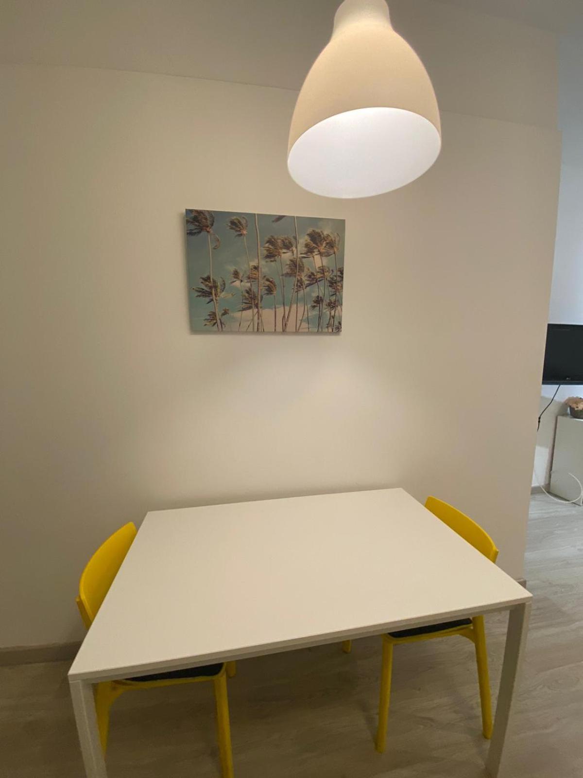 Estupendo Estudio Al Lado De Plaza La Merced Málaga Buitenkant foto