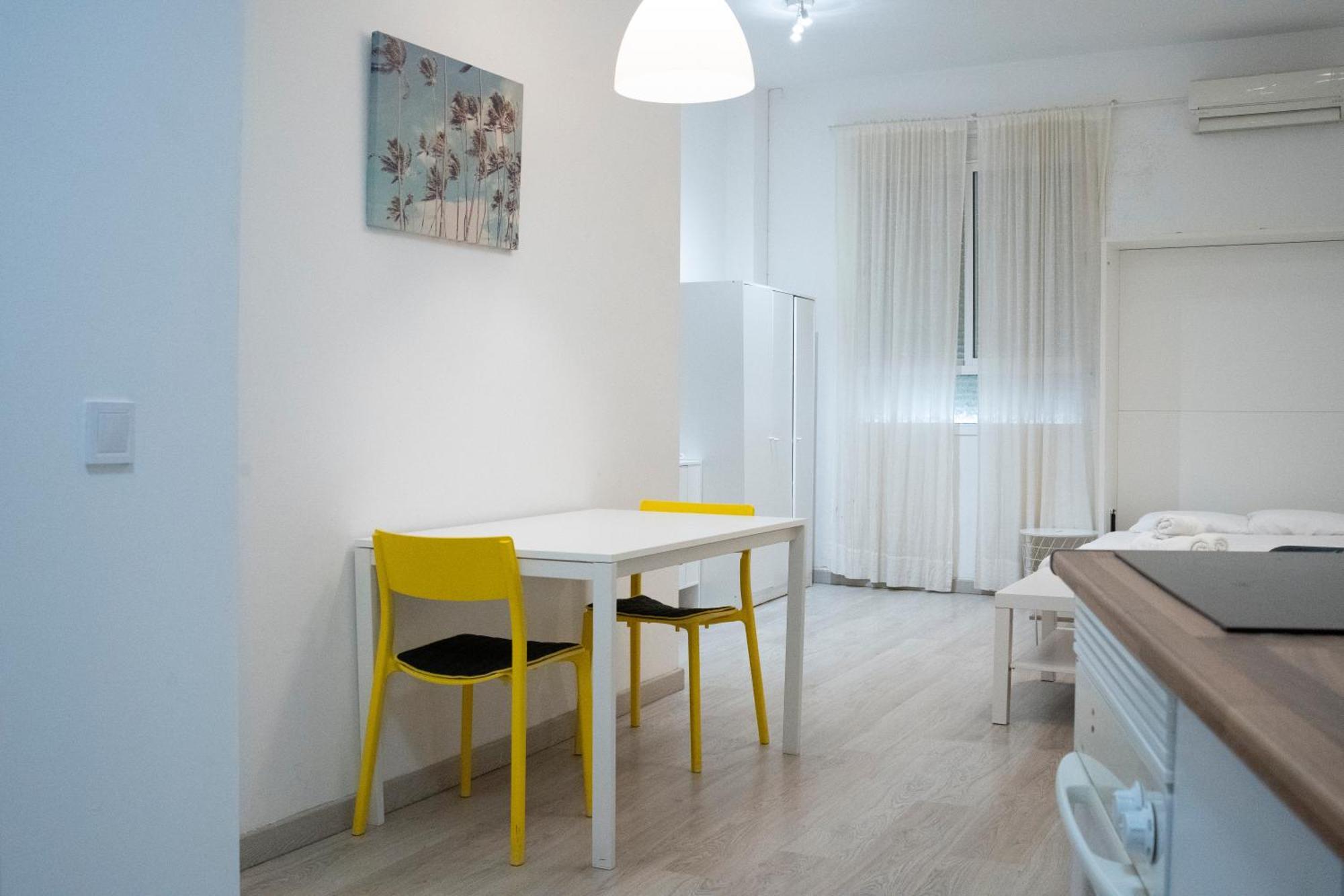 Estupendo Estudio Al Lado De Plaza La Merced Málaga Buitenkant foto